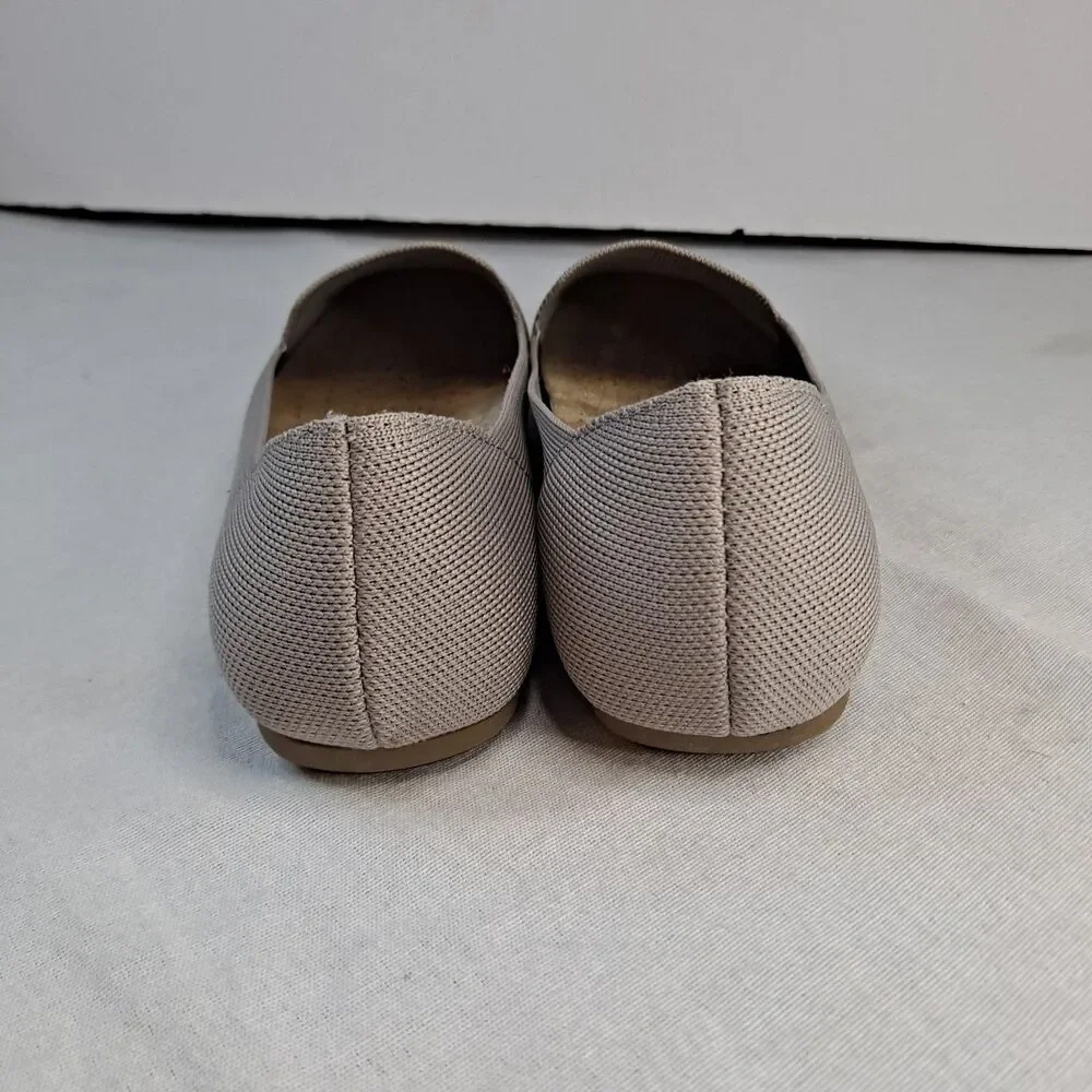 Bella Vita Hathaway Knit Slip On Flats Women's 7.5W Beige Comfort Cushioning